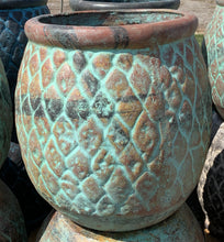 Load image into Gallery viewer, Pineapple Clay Pot

